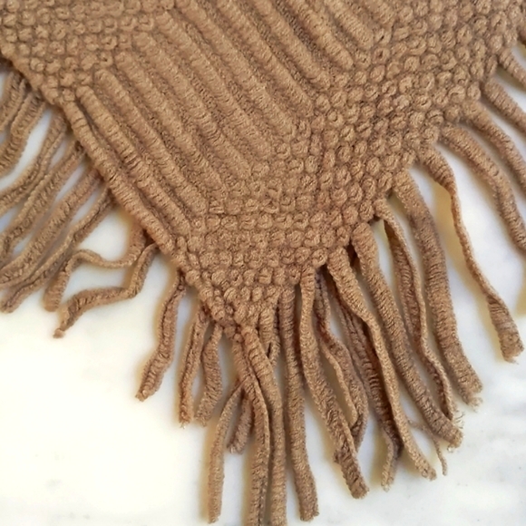 NWT. Sweater Shawl Poncho Pullover with multi patterns. - Picture 4 of 4